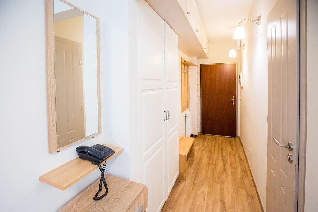 Familyoasis In Vibrant Ujlipot Appartement